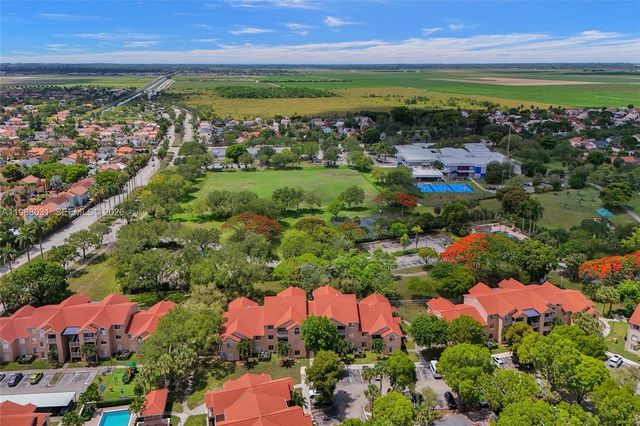 10610 SW 158th Ct 208, Miami, FL 33196