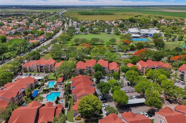 10610 SW 158th Ct 208, Miami, FL 33196