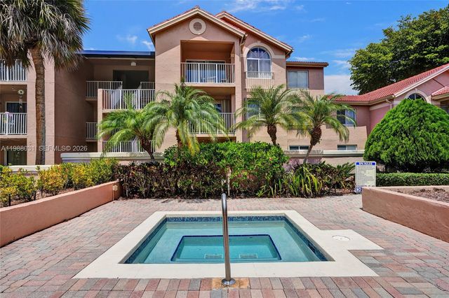 10610 SW 158th Ct 208, Miami, FL 33196