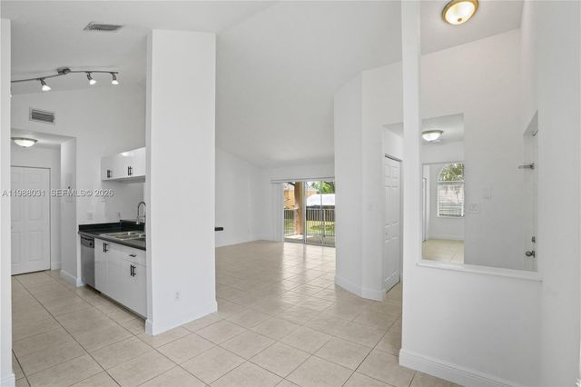 10610 SW 158th Ct 208, Miami, FL 33196