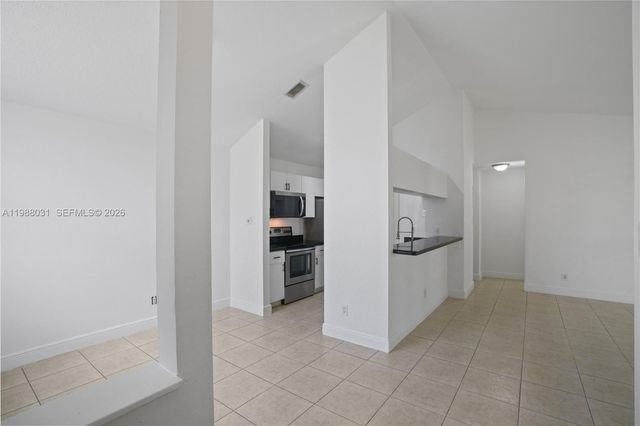 10610 SW 158th Ct 208, Miami, FL 33196