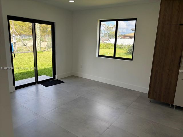 2420 NW 154th Street ., Miami Gardens, FL 33054