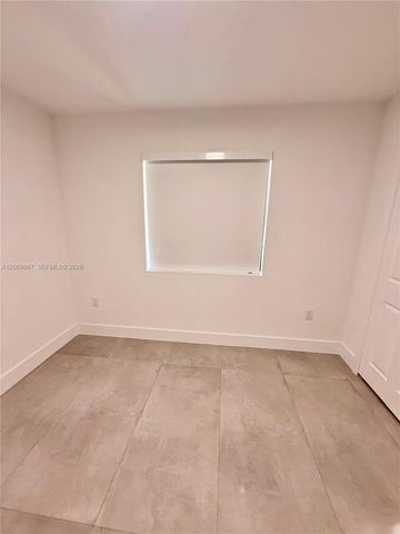 2420 NW 154th Street ., Miami Gardens, FL 33054