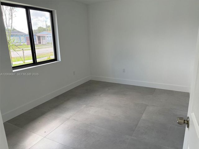 2420 NW 154th Street ., Miami Gardens, FL 33054