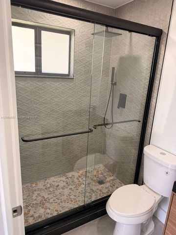 2420 NW 154th Street ., Miami Gardens, FL 33054