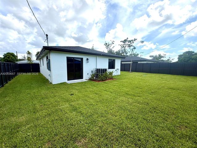 2420 NW 154th Street ., Miami Gardens, FL 33054