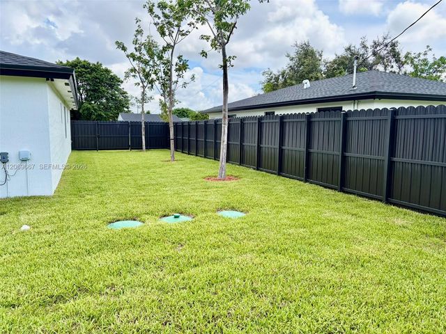 2420 NW 154th Street ., Miami Gardens, FL 33054