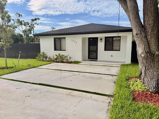 2420 NW 154th Street ., Miami Gardens, FL 33054