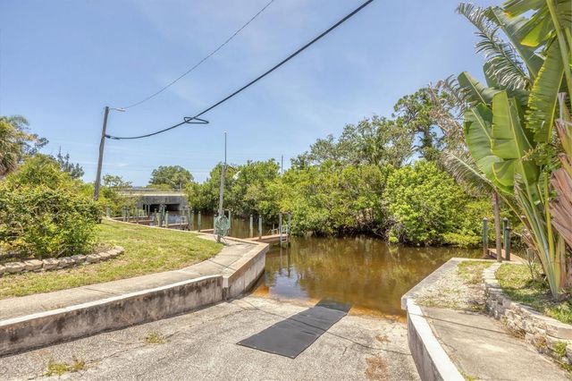 1891 ENGLEWOOD ROAD 43, Englewood, FL 34223