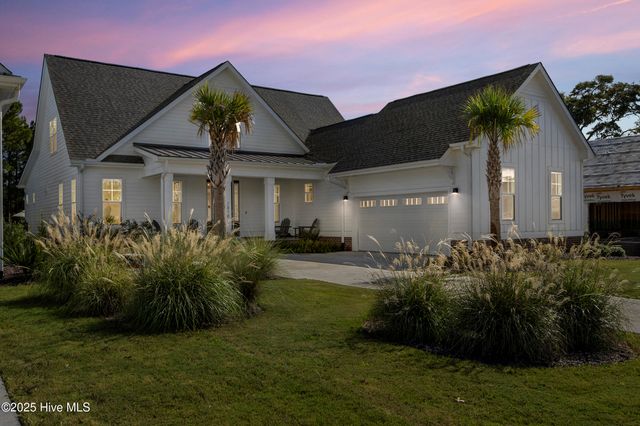 2818 Salvador Way, Castle Hayne, NC 28429