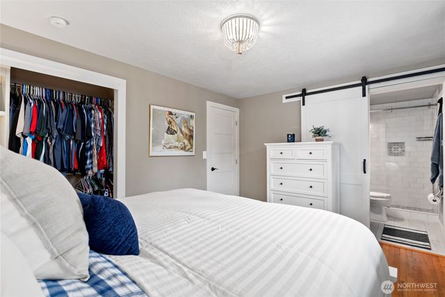 11921 Farwest Drive SW, Lakewood, WA 98498