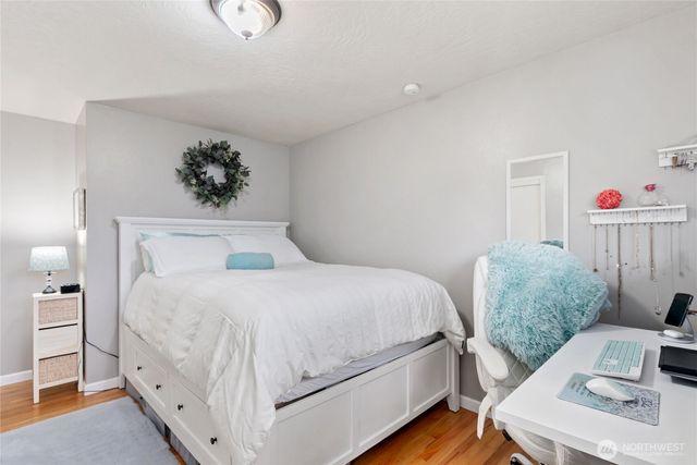 11921 Farwest Drive SW, Lakewood, WA 98498