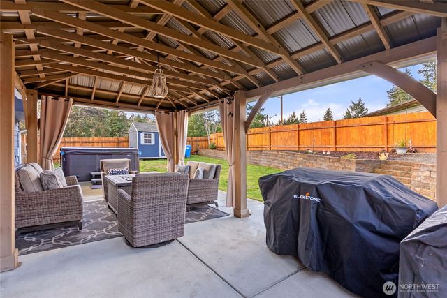 11921 Farwest Drive SW, Lakewood, WA 98498