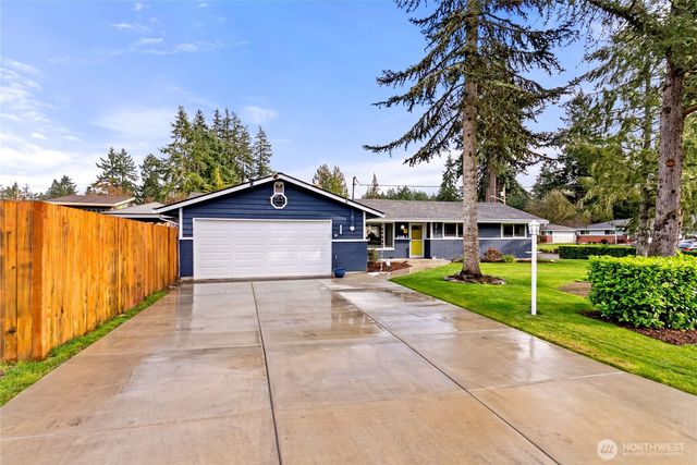11921 Farwest Drive SW, Lakewood, WA 98498