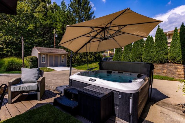 3915 Springoak Drive, Green Twp, OH 45248