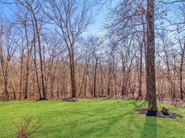 1 Lea Lane, Bella Vista, AR 72714