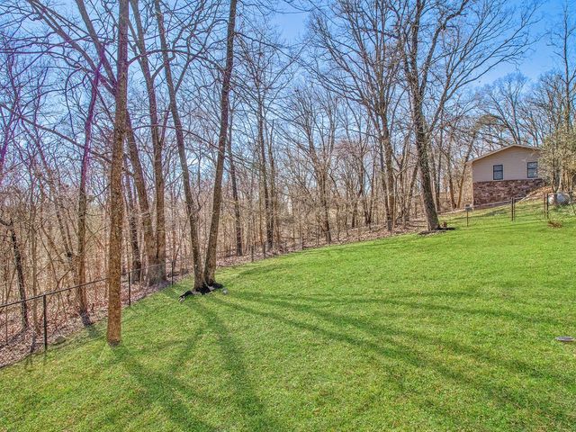 1 Lea Lane, Bella Vista, AR 72714