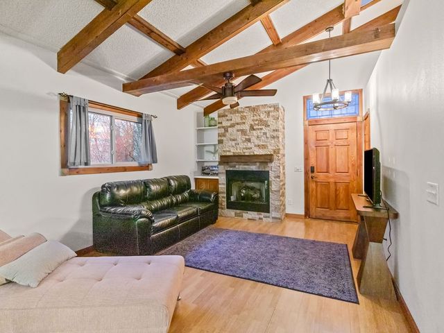 1 Lea Lane, Bella Vista, AR 72714