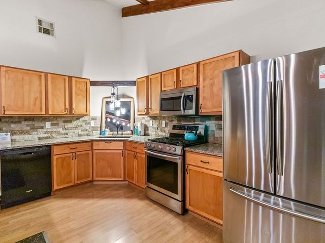 1 Lea Lane, Bella Vista, AR 72714