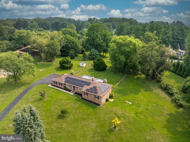 821 W PADONIA RD, Cockeysville, MD 21030