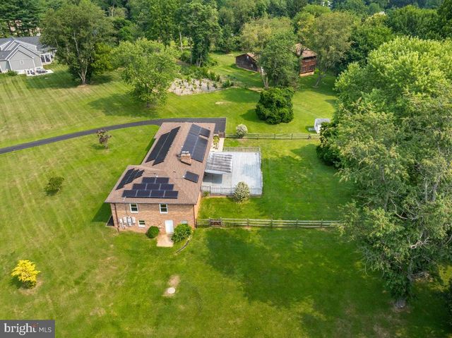 821 W PADONIA RD, Cockeysville, MD 21030