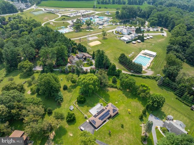 821 W PADONIA RD, Cockeysville, MD 21030