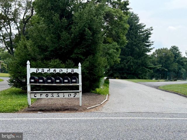 821 W PADONIA RD, Cockeysville, MD 21030