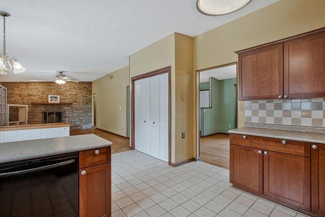 821 W PADONIA RD, Cockeysville, MD 21030