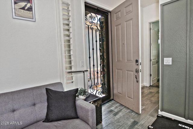 924 E DUMBARTON Avenue, Gilbert, AZ 85298