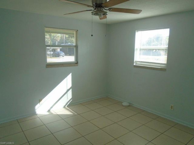 1627 Beachwood DR, North Fort Myers, FL 33903