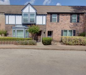 840 Threadneedle Street E 208, Houston, TX 77079