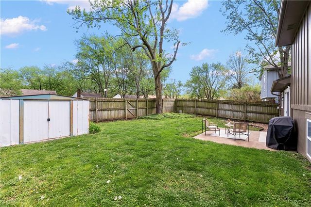 12605 Locust Street, Olathe, KS 66062