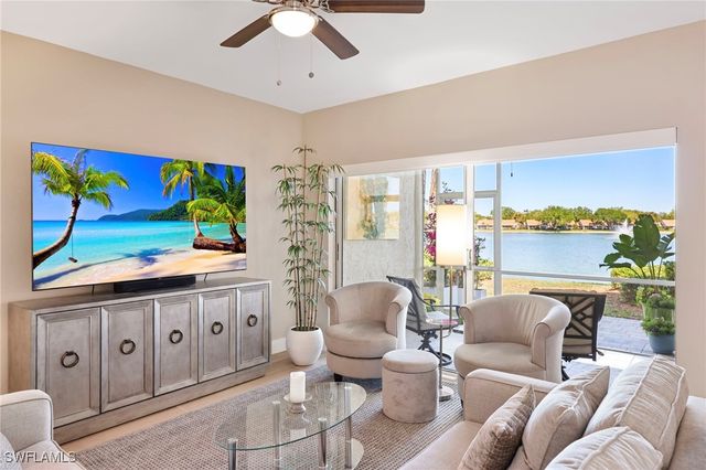 2761 Citrus Lake DR H102, Naples, FL 34109