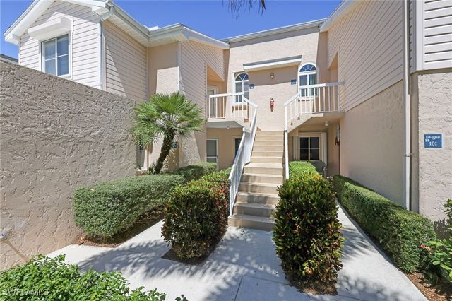 2761 Citrus Lake DR H102, Naples, FL 34109