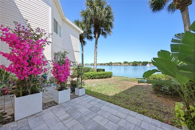 2761 Citrus Lake DR H102, Naples, FL 34109