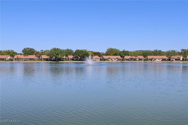 2761 Citrus Lake DR H102, Naples, FL 34109