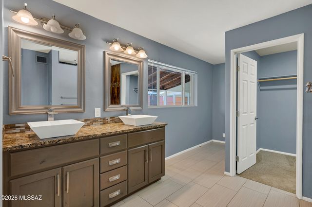 4312 E Bryn Mawr Road, Tucson, AZ 85711