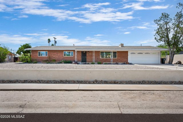 4312 E Bryn Mawr Road, Tucson, AZ 85711
