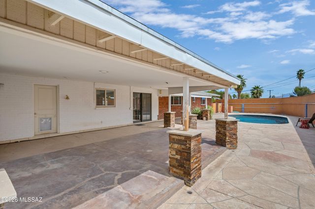 4312 E Bryn Mawr Road, Tucson, AZ 85711