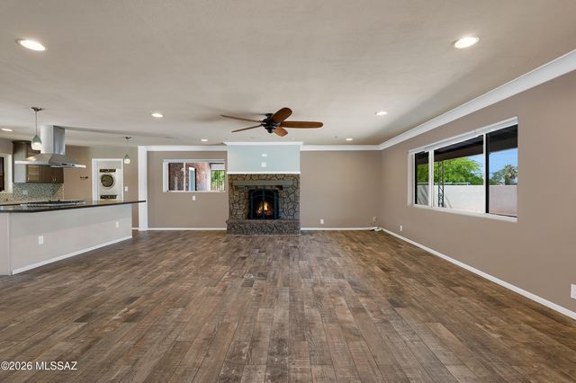 4312 E Bryn Mawr Road, Tucson, AZ 85711