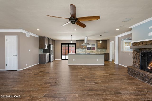 4312 E Bryn Mawr Road, Tucson, AZ 85711