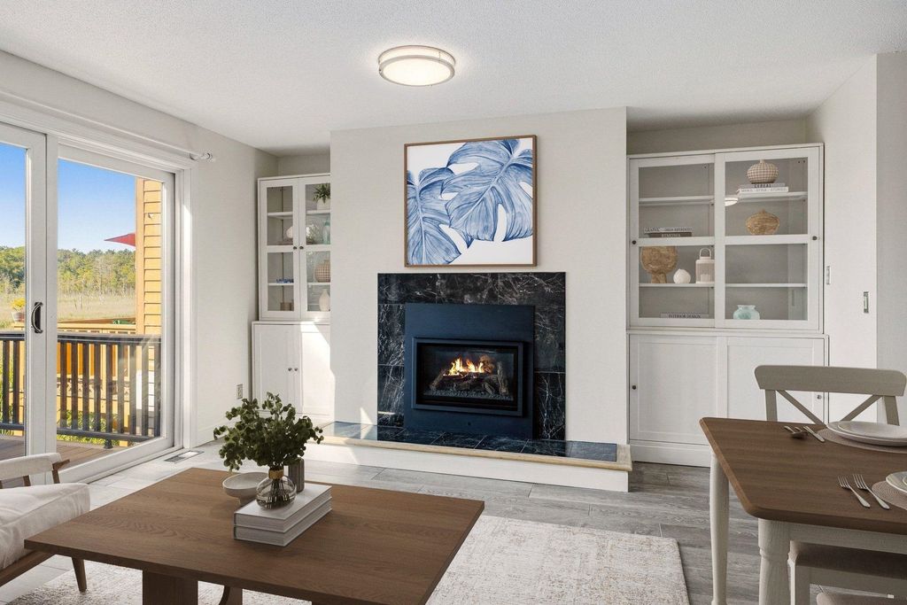 Image 11 of property listing at 107 Dunvegan Woods Drive, Hampton, NH 03842