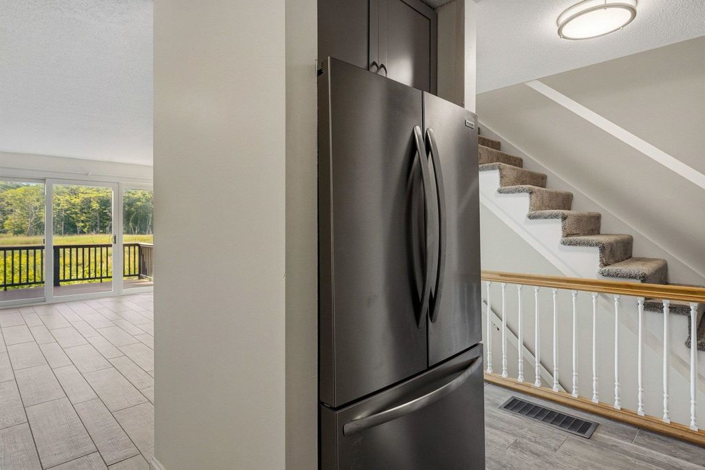 Image 16 of property listing at 107 Dunvegan Woods Drive, Hampton, NH 03842