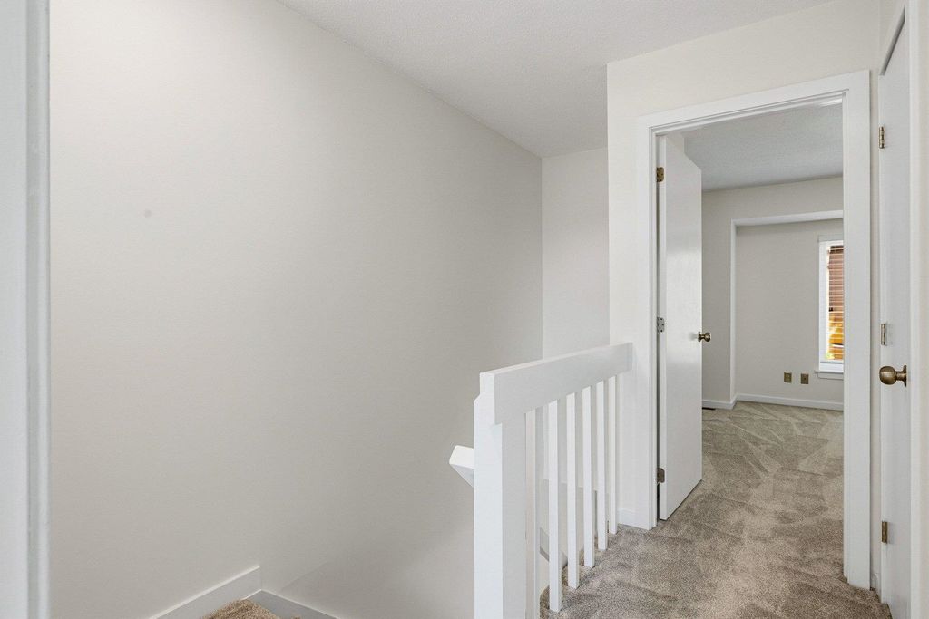 Image 23 of property listing at 107 Dunvegan Woods Drive, Hampton, NH 03842