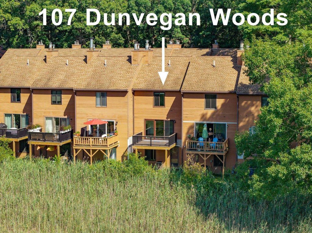Image 37 of property listing at 107 Dunvegan Woods Drive, Hampton, NH 03842