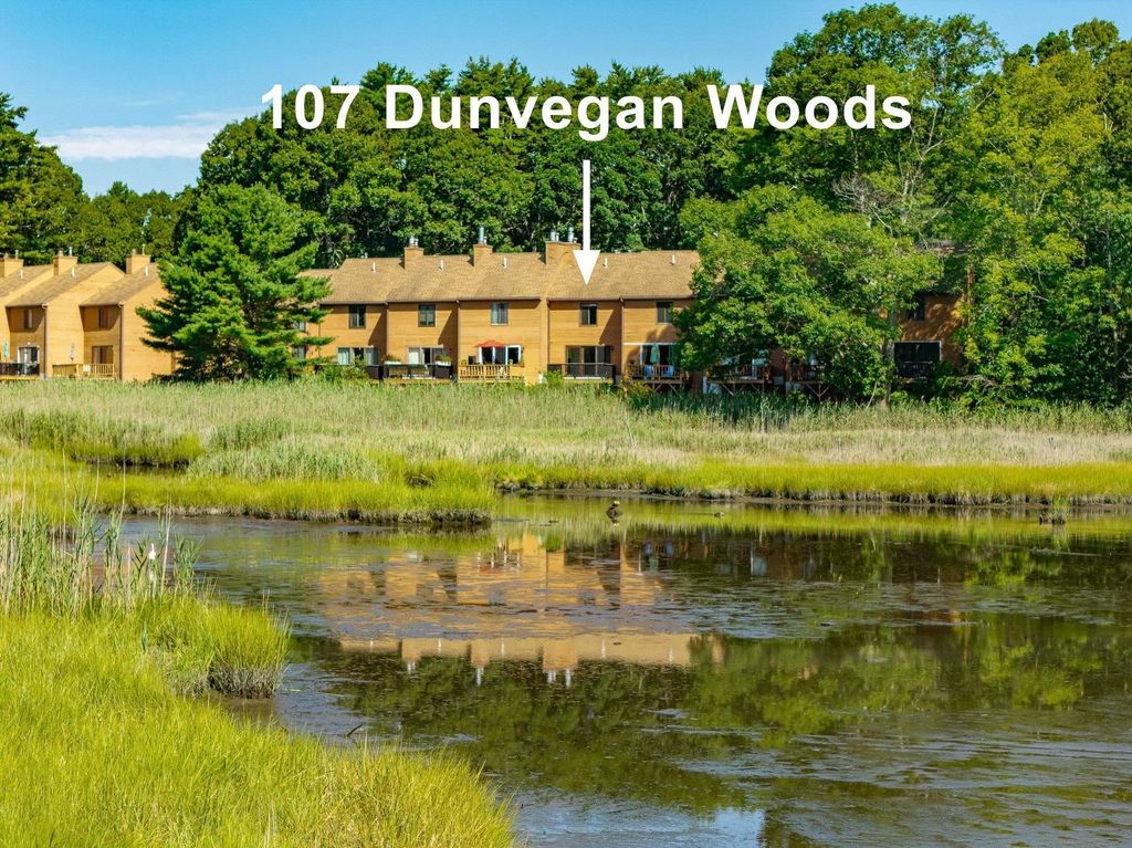 Image 38 of property listing at 107 Dunvegan Woods Drive, Hampton, NH 03842