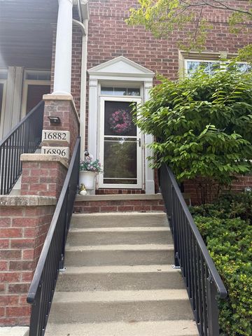 16896 Farmington Road, Livonia, MI 48154