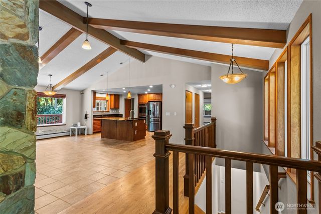 1 Beach Lane SW, Lakewood, WA 98498