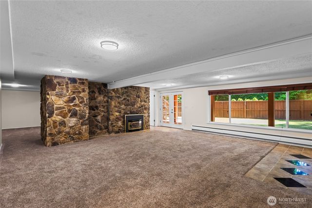 1 Beach Lane SW, Lakewood, WA 98498