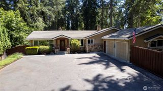1 Beach Lane SW, Lakewood, WA 98498